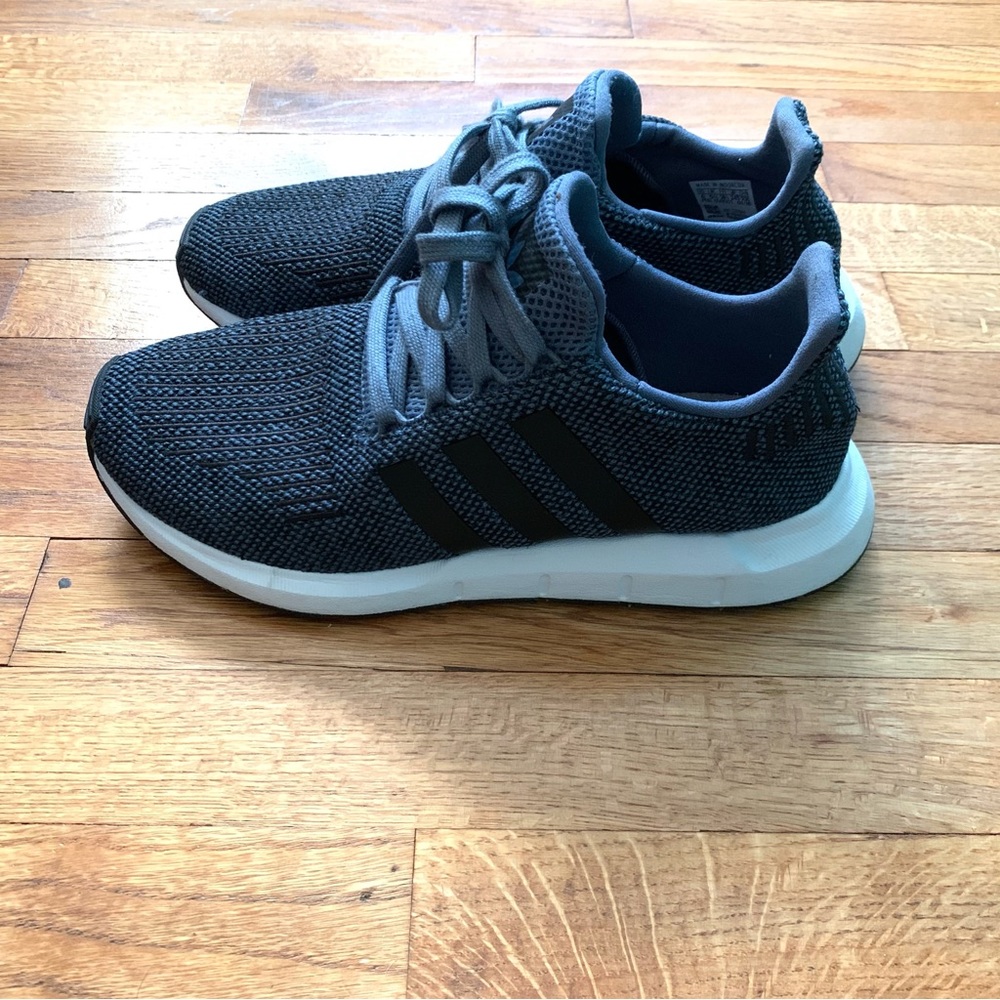 ADIDAS | Originals Swift Run